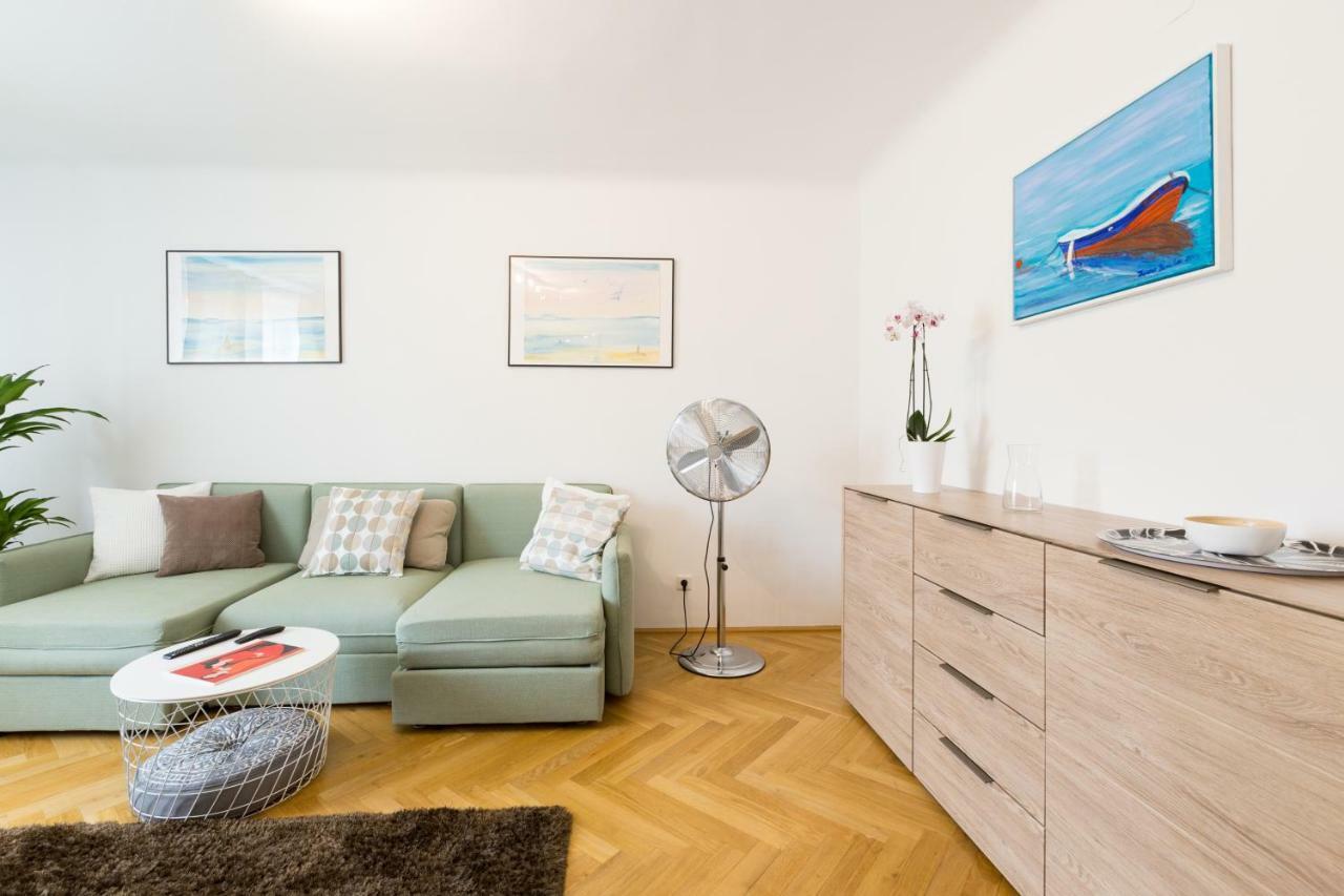 Apartment Rudolfsplatz Vienna Esterno foto